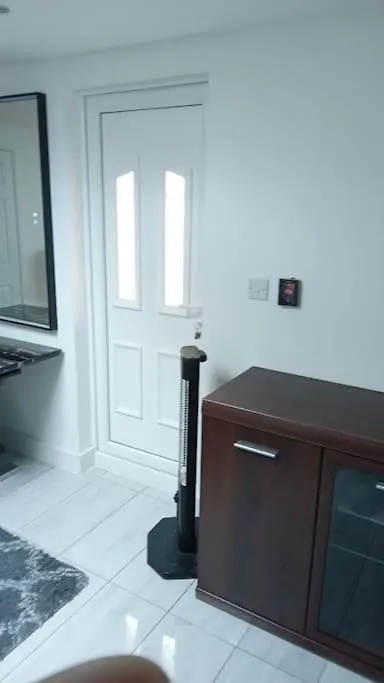 Luxurious & Stylish Flat, Access To Public Transport & Shops Apartment Thamesmead  United Kingdom
